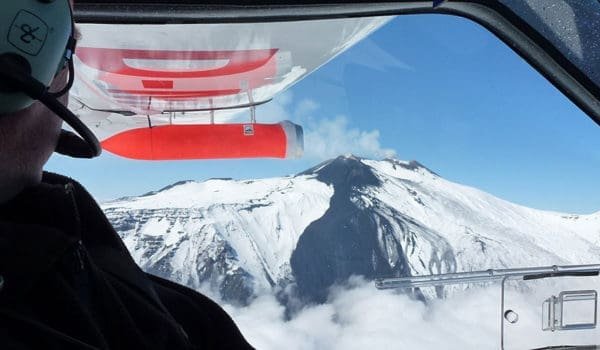 Nicarnica Aviations askekamera AVOID under testflyvning over Etna