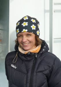 Seniorforsker Cathrine Lund Myhre ombord i forskningsskipet Helmer Hanssen.